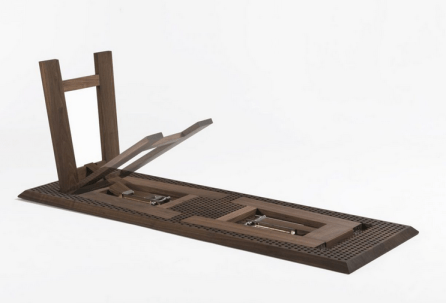 tavolo richiedibile, design Michele de Lucchi by Riva 1920- chiuso