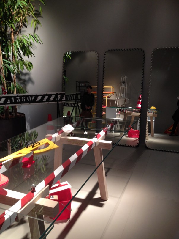 Tavolo allungabile di Bonaldo con struttura personalizzabile.