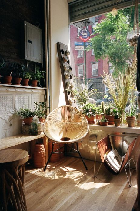 come essere in giardino. via rosegoldteef.tumblr.com