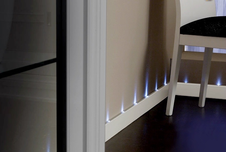 de cecchi_profili_battiscopa_led